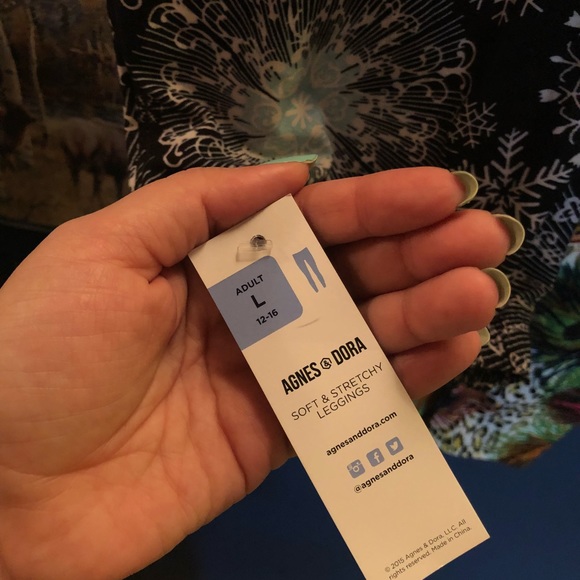 3 pair of Agnes & Dora leggings - Picture 3 of 3